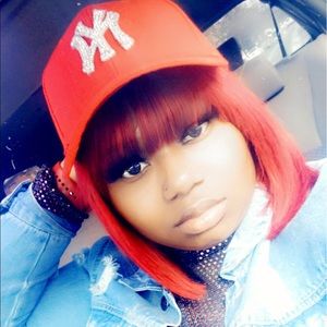 Meet your Posher, Kenisha